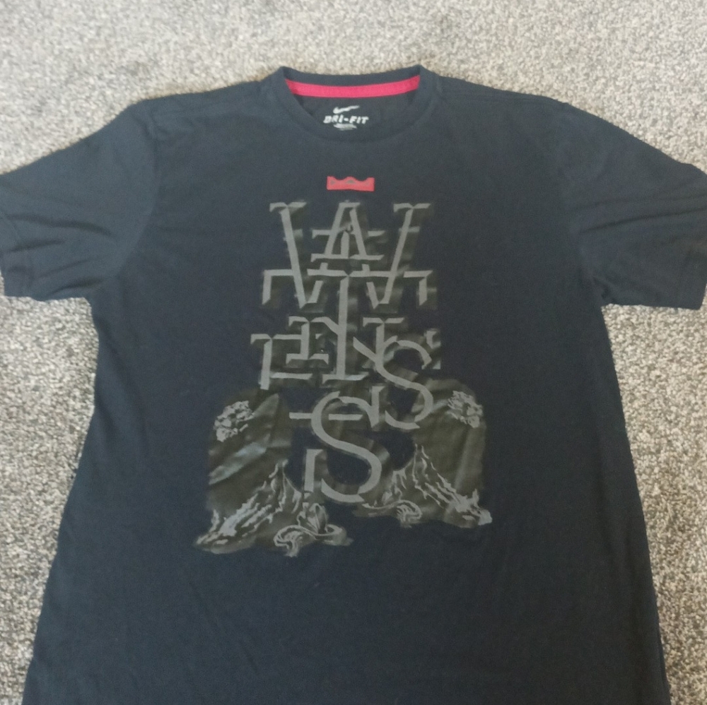 Nike LeBron James Dri-fit